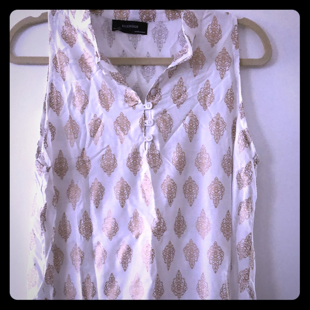 Sleeveless light summer dress